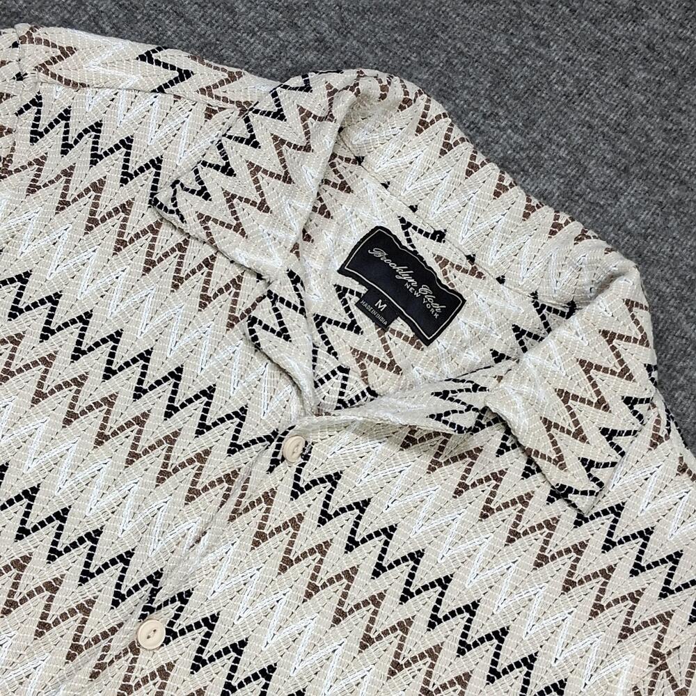 Brooklyn Cloth Shirt Mens Medium Beige Crochet Zigzag Short Sleeve Button Up